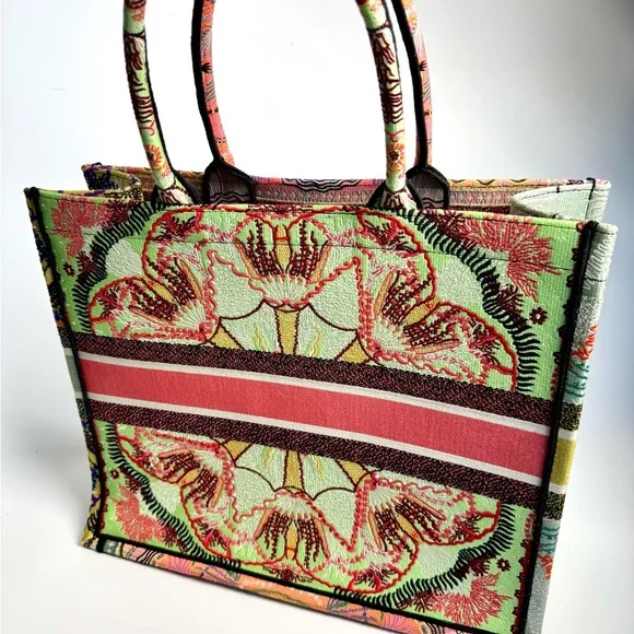 Christian Dior DIOR BOOK Tote Bag Large Pink Multicolour Canvas New - Picture 2 of 7